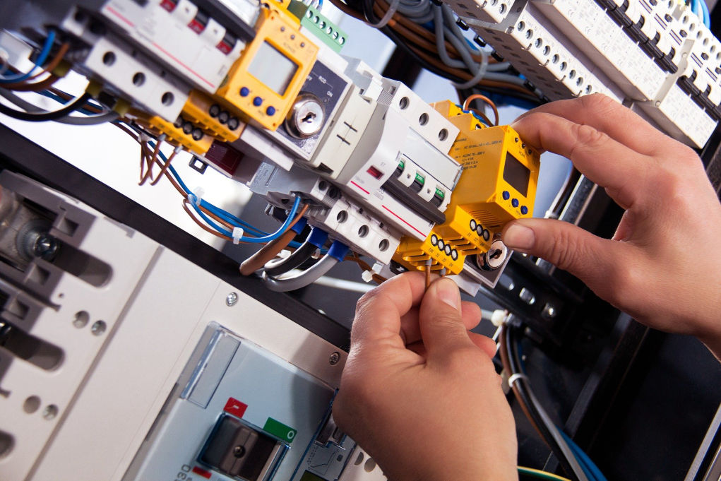 Grésivaudan Electric pour particuliers et professionnels à Domène (Grenoble) : électricité domotique conseils en éclairage chauffage et ventilation