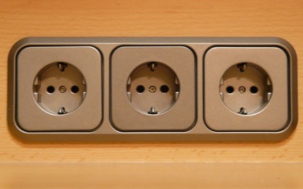 Grésivaudan Electric pour particuliers et professionnels à Domène (Grenoble) : électricité domotique conseils en éclairage chauffage et ventilation